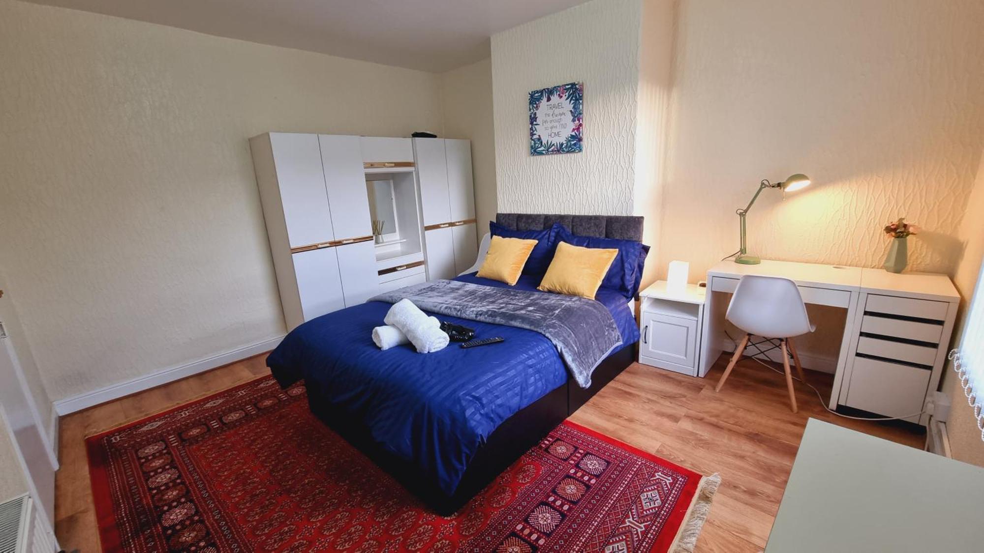 Spacious Two Bedroom House, Parking And Wifi 利兹 外观 照片