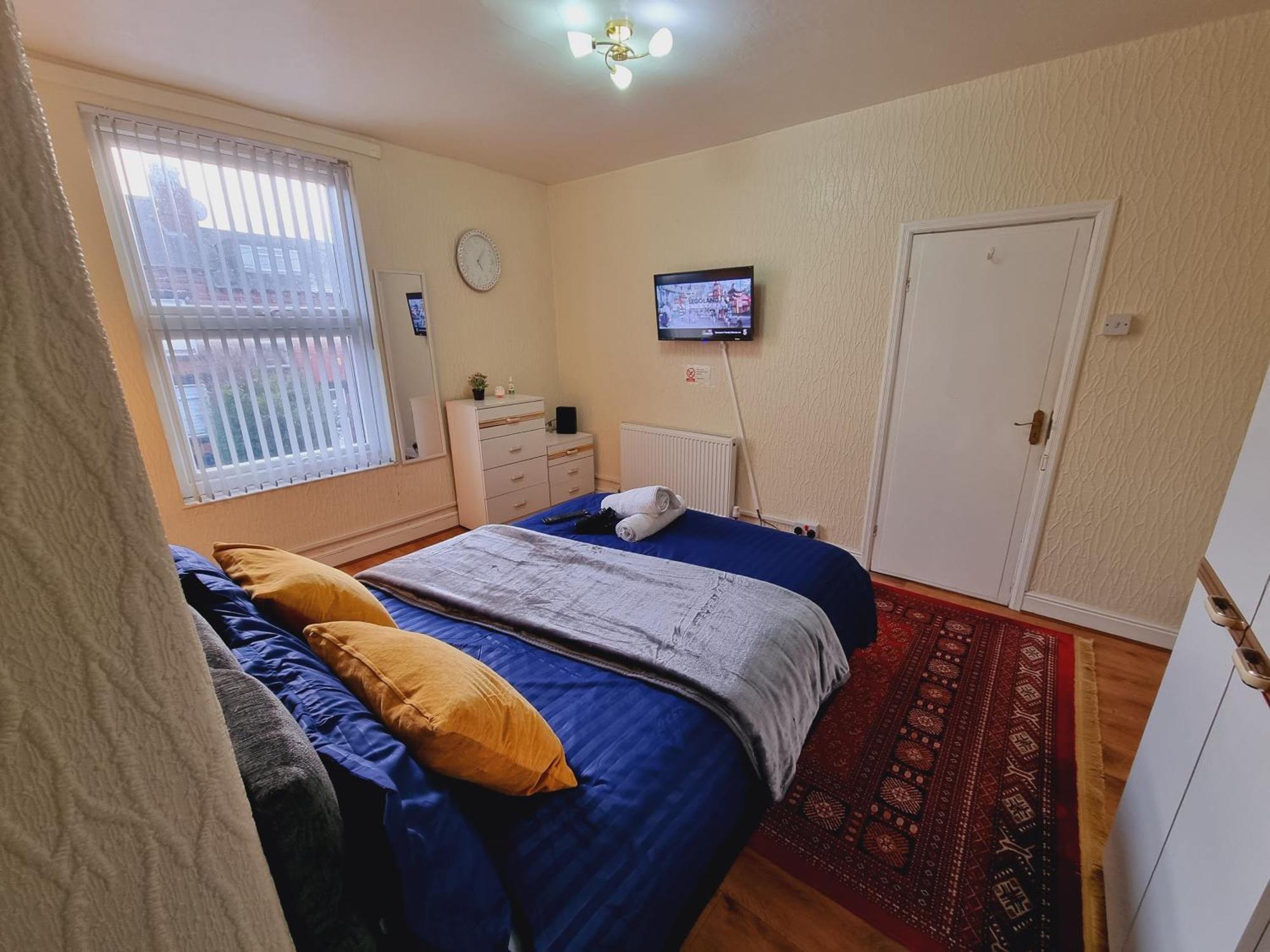 Spacious Two Bedroom House, Parking And Wifi 利兹 外观 照片